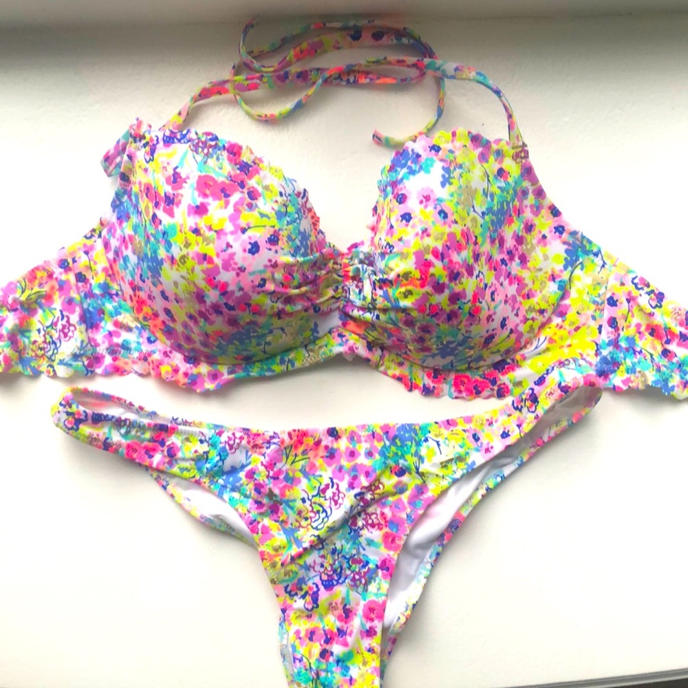 Victoria’s Secret Bikini